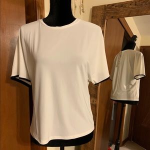 BRAND NEW Zara White tee